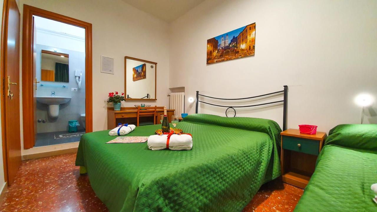A Casa Simpatia - A Richiesta Parcheggio Gratuito ! Hotel Rome Buitenkant foto