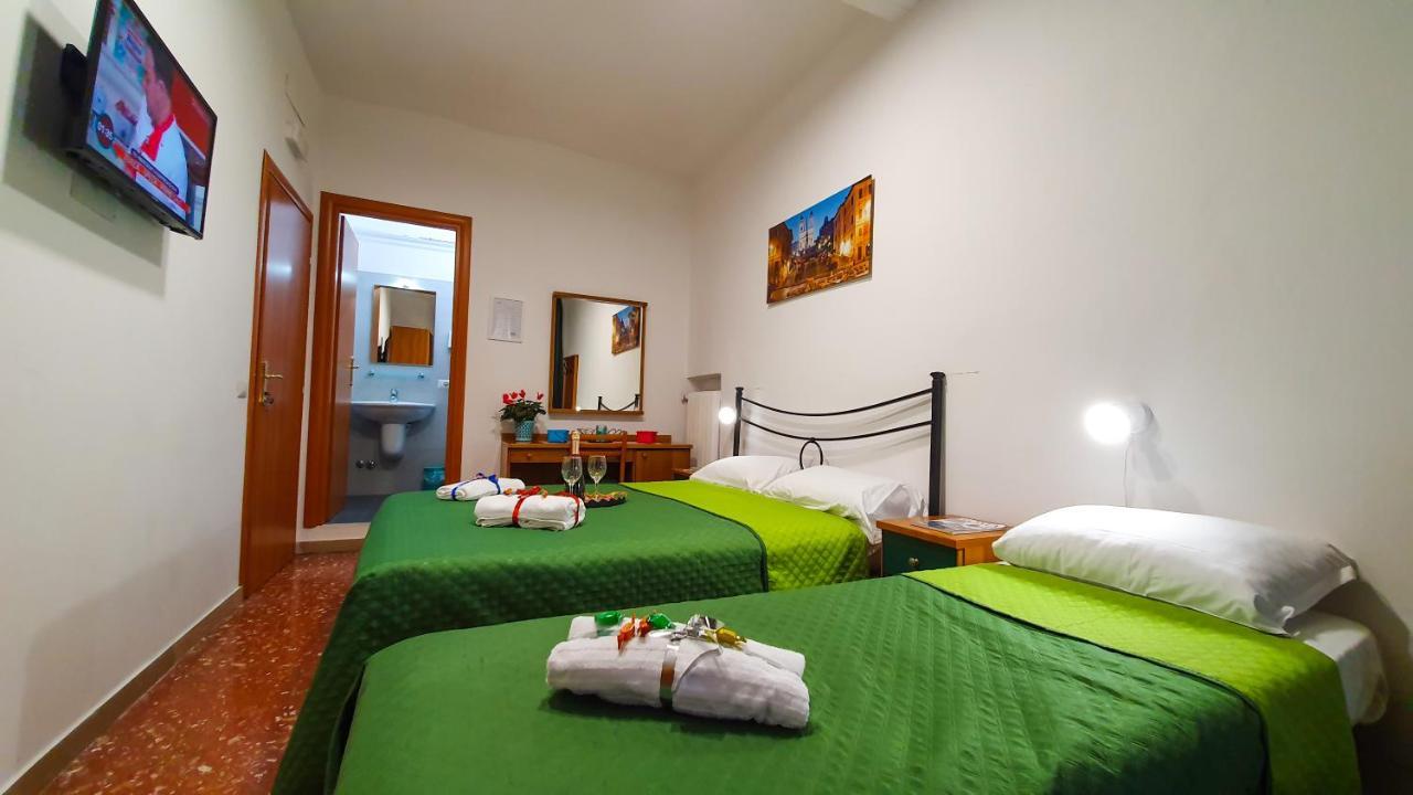 A Casa Simpatia - A Richiesta Parcheggio Gratuito ! Hotel Rome Buitenkant foto