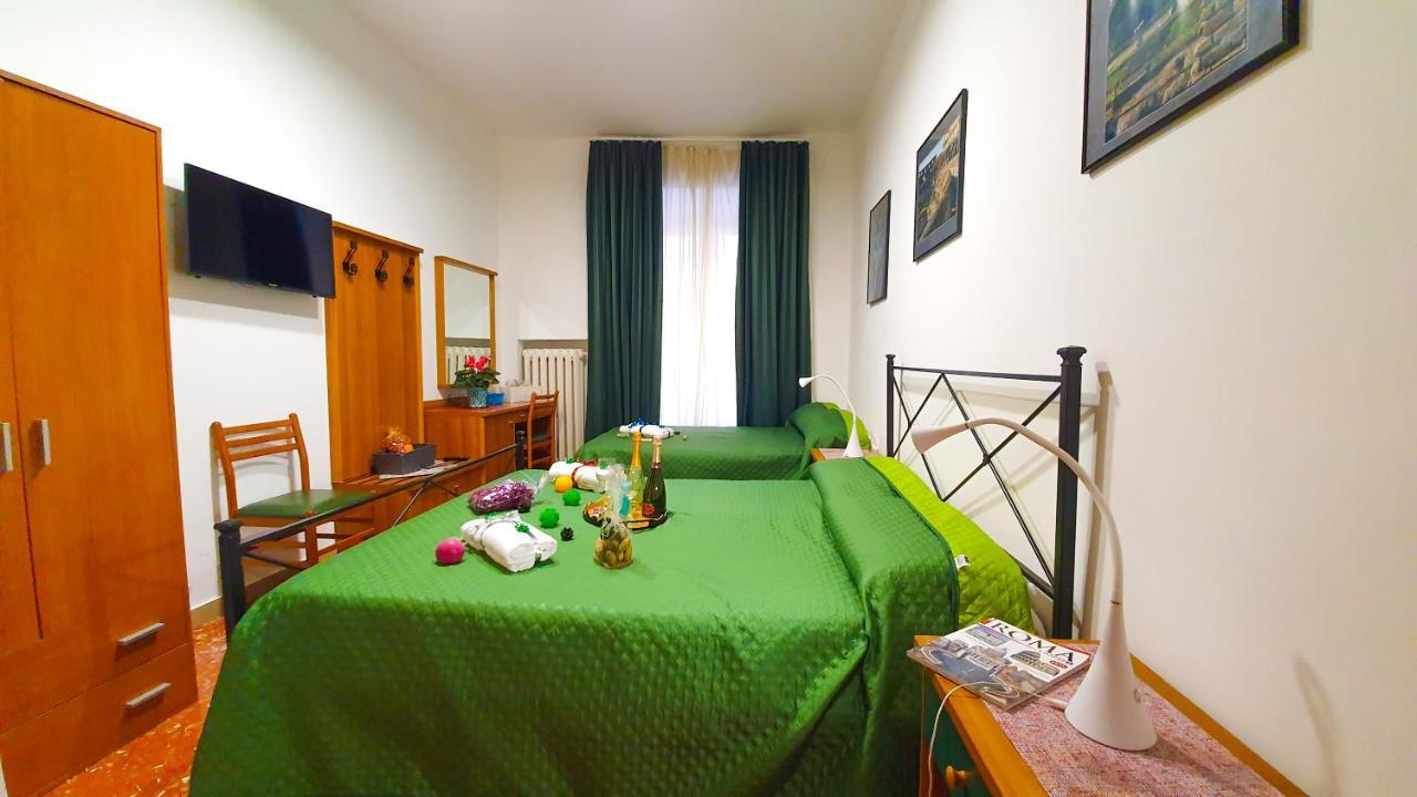 A Casa Simpatia - A Richiesta Parcheggio Gratuito ! Hotel Rome Buitenkant foto