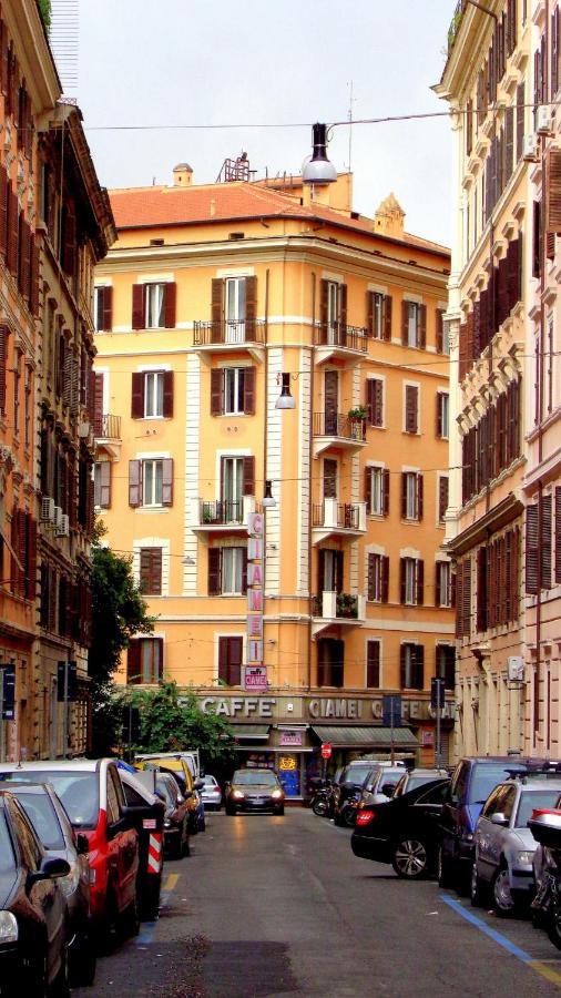 A Casa Simpatia - A Richiesta Parcheggio Gratuito ! Hotel Rome Buitenkant foto